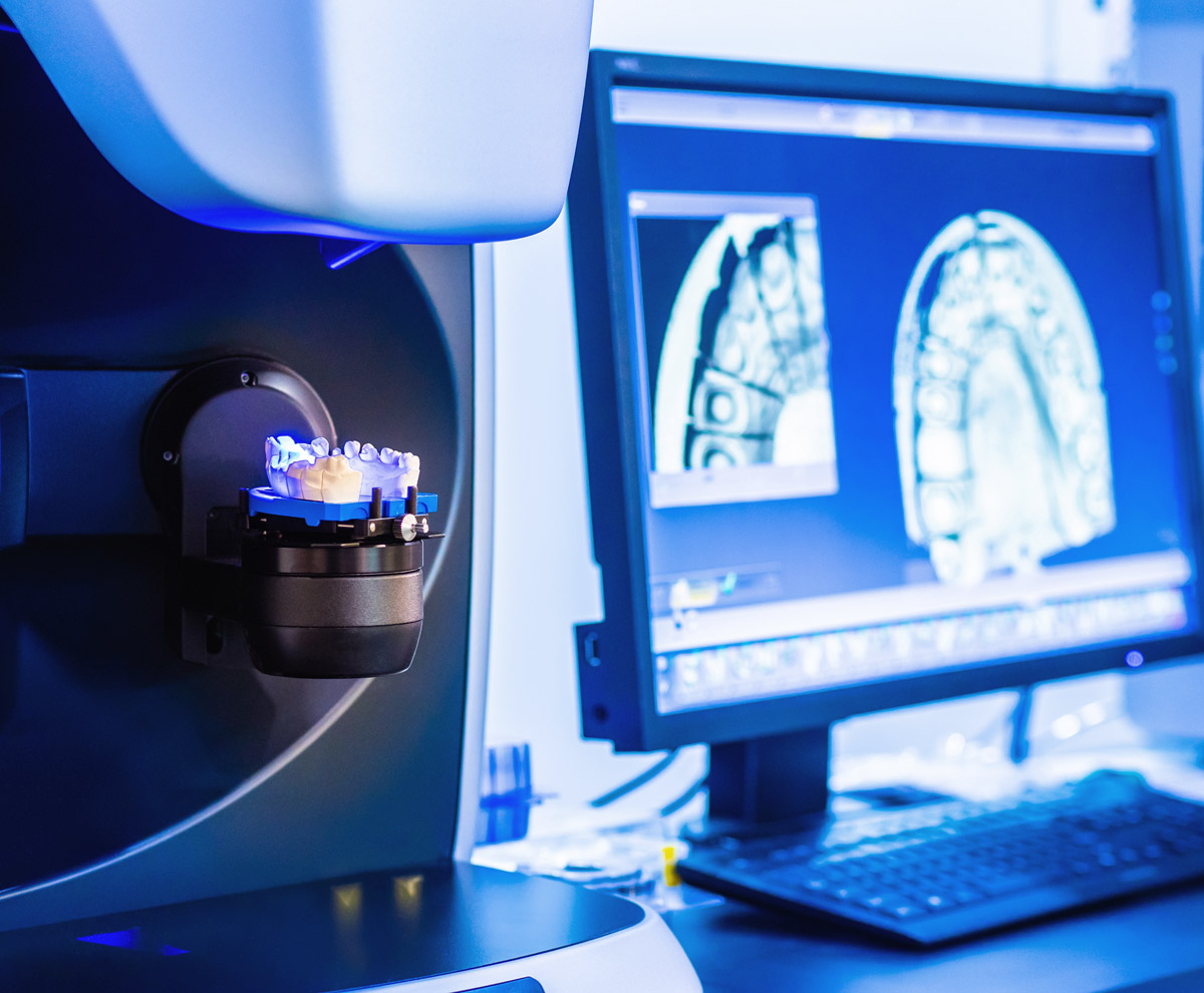 How a dental laboratory works with a dental practice to help patients